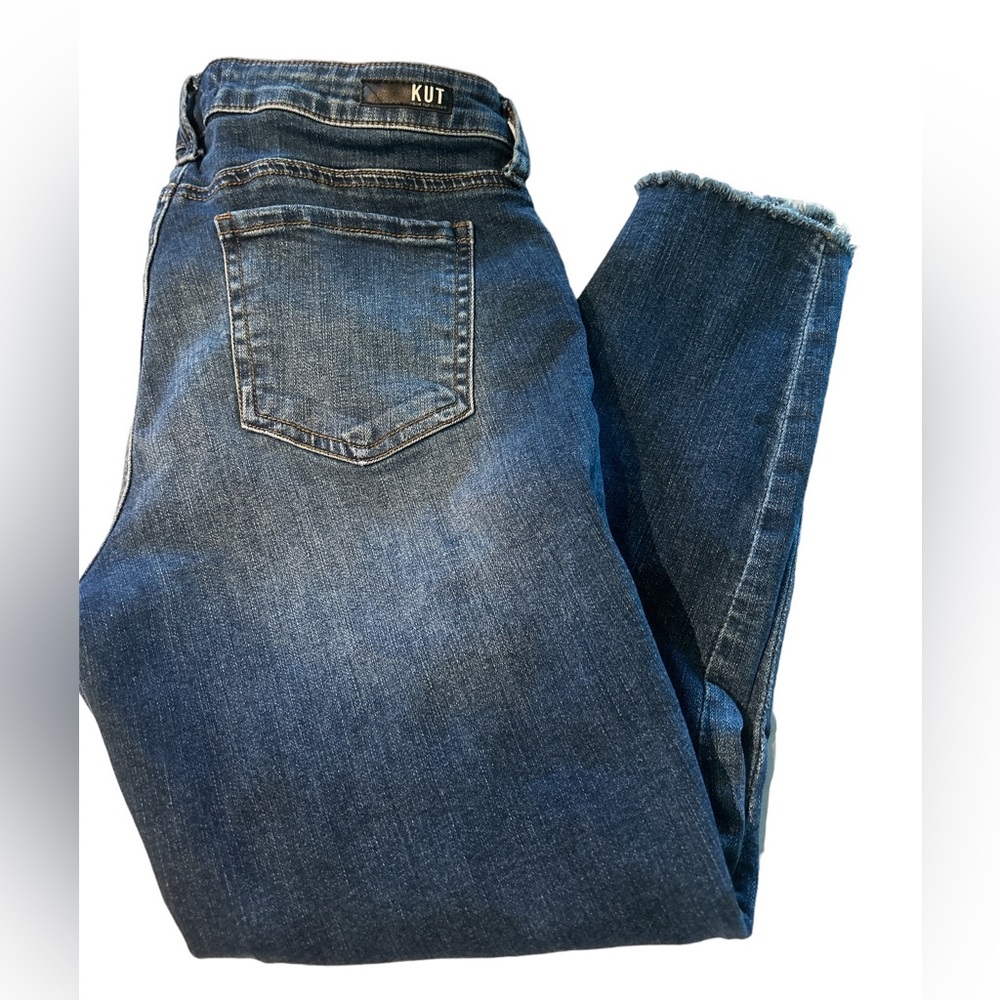 Kut From The Kloth Jeans Skinny With Fringed Hem Size 8.